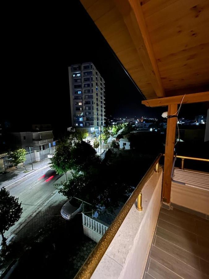 Trip-Stop Apartments Vlorë Buitenkant foto